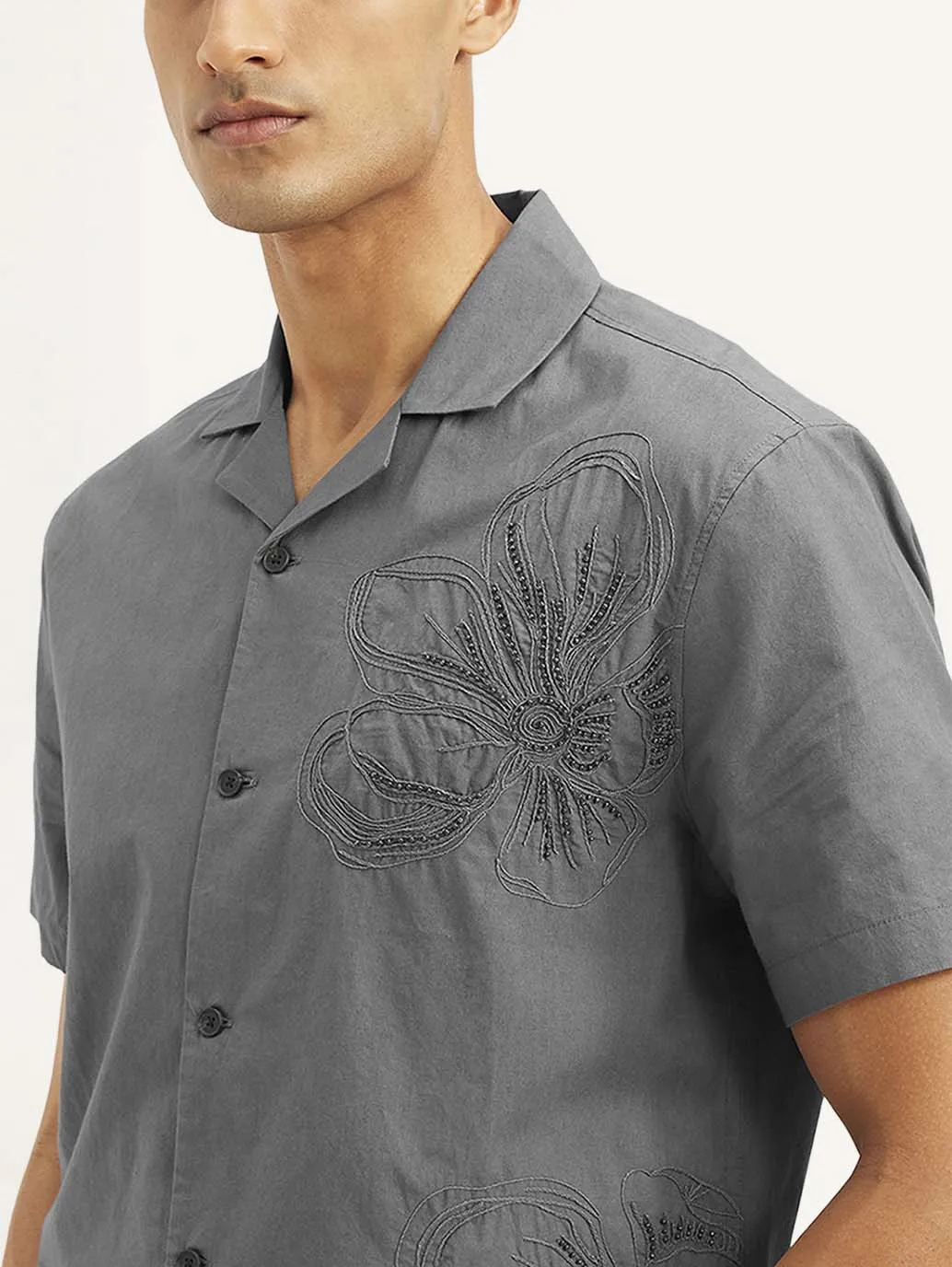 Men's Resort Collar Embroidered Relaxed Fit Shirt