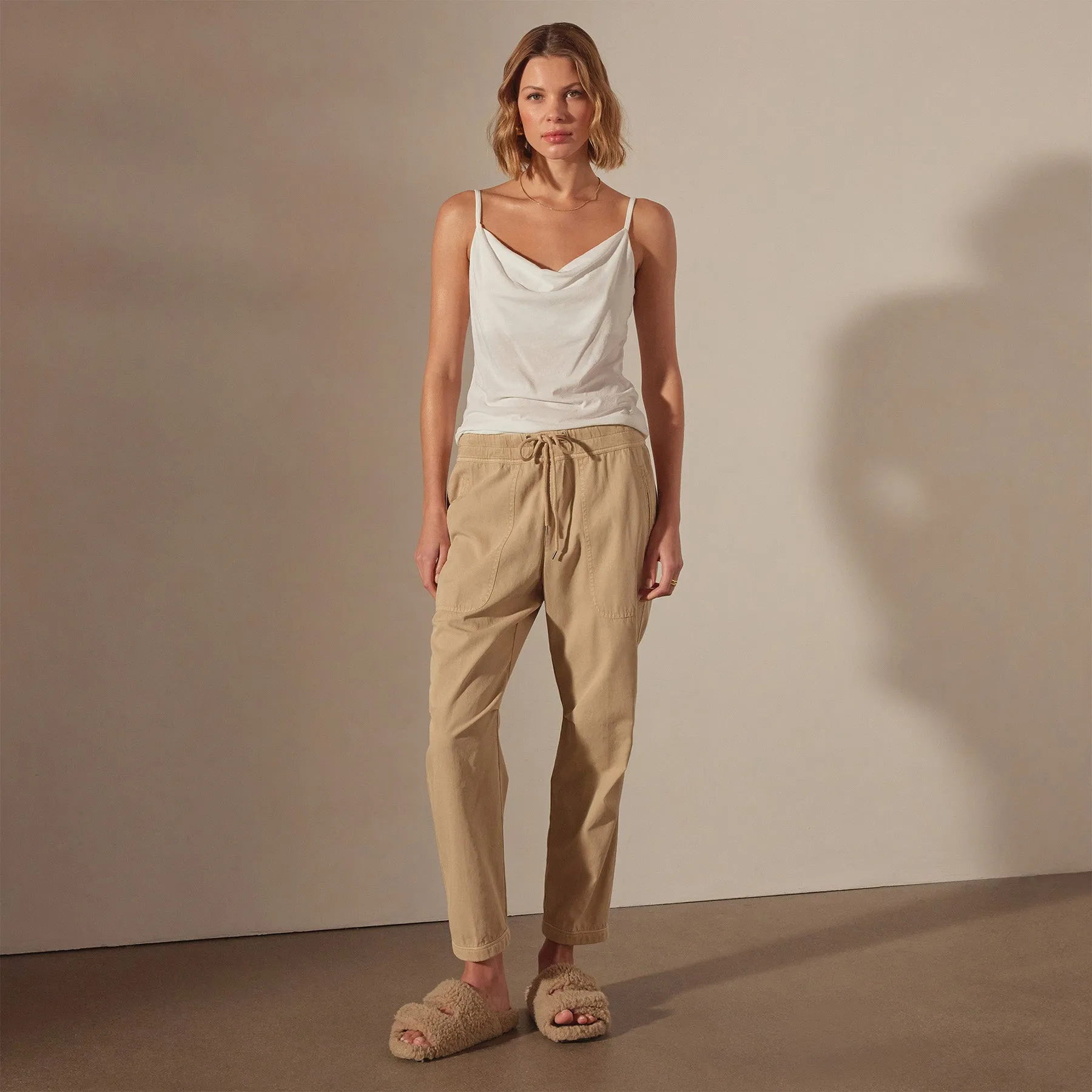 Micro Twill Casual Pant - Sand Pigment