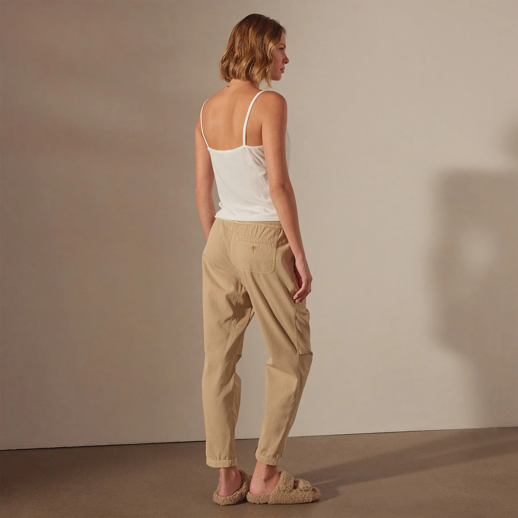 Micro Twill Casual Pant - Sand Pigment