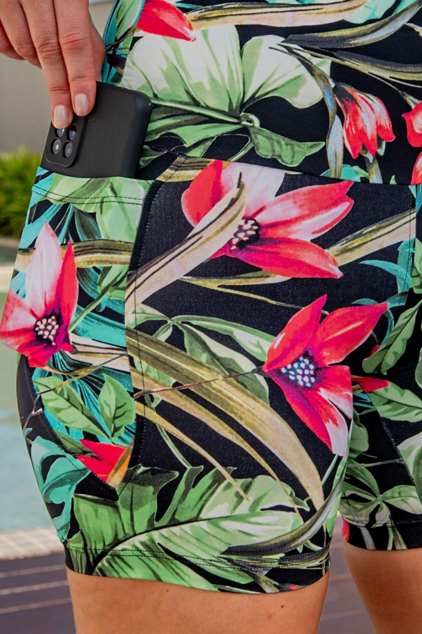 Mid Waist Mid Shorts - Freedom