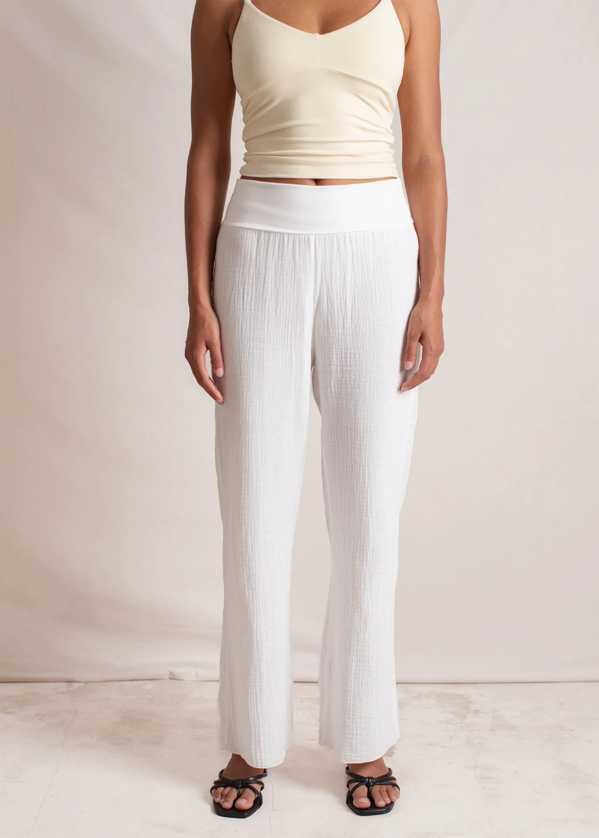 Mökki Pants Off White
