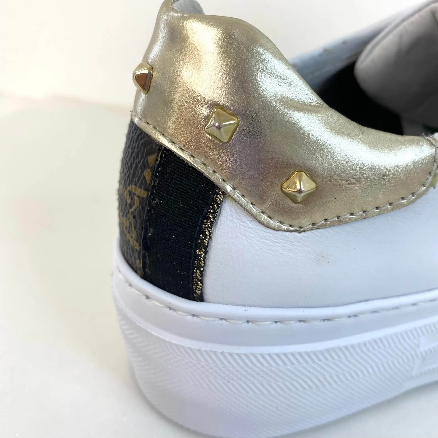 NeroGiardini White Leather Studded Sneakers