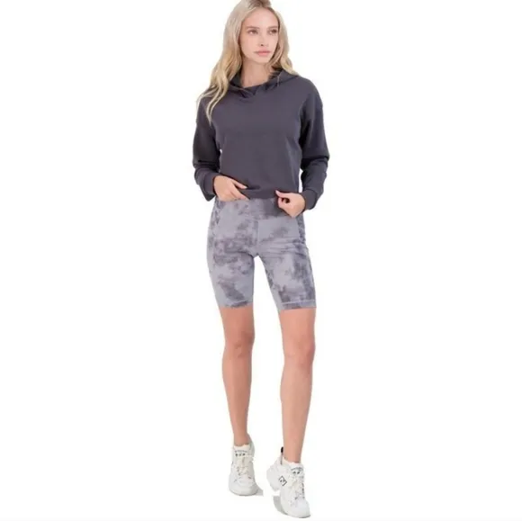 NWT 90 Degree By Reflex Gray Tie Dye Activewear Set