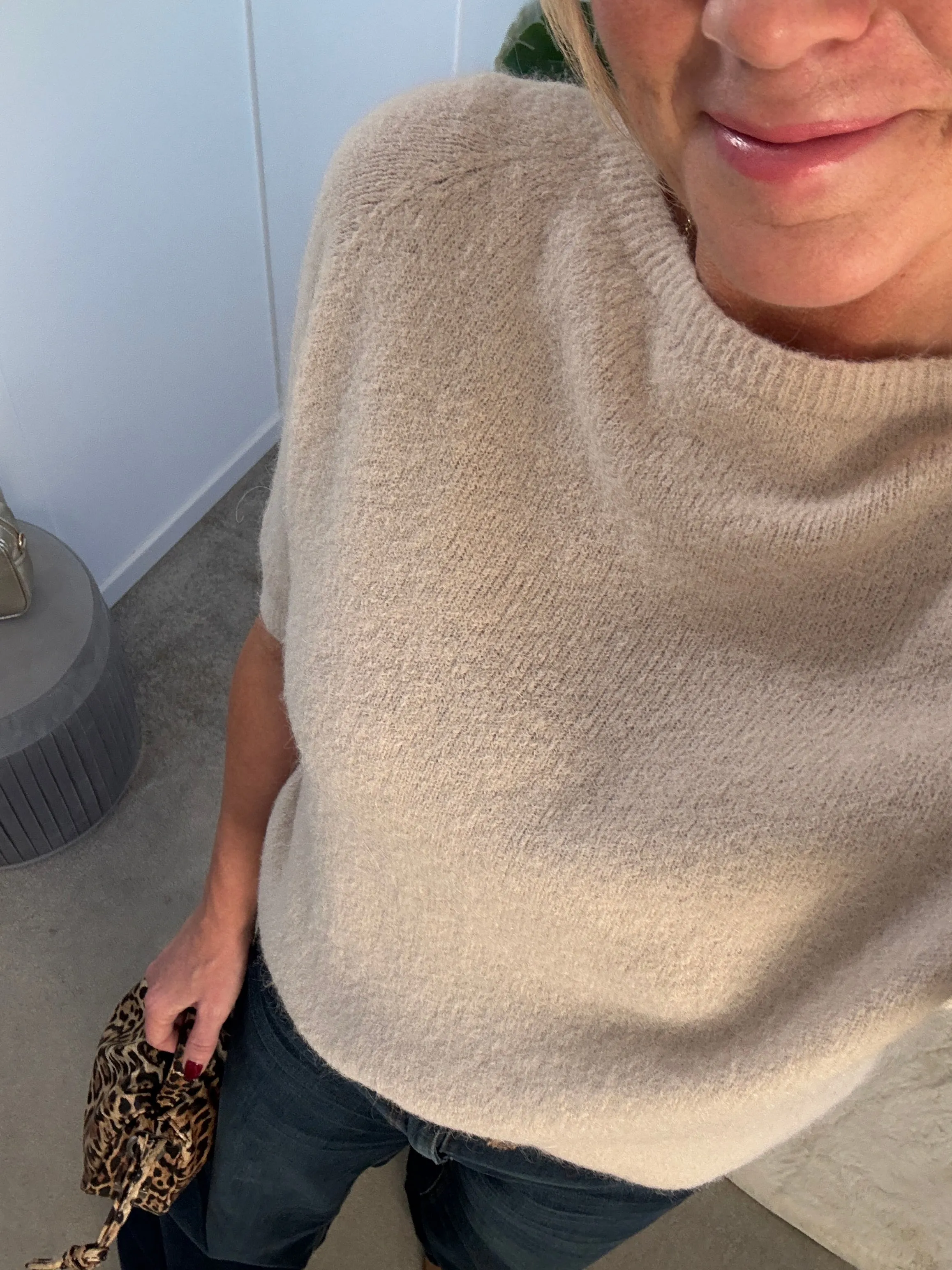 Oatmeal Fluffy S/S Jumper