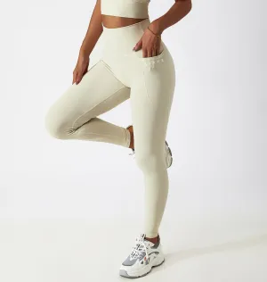 Performance Active meets Elegance Tights in Vanilla