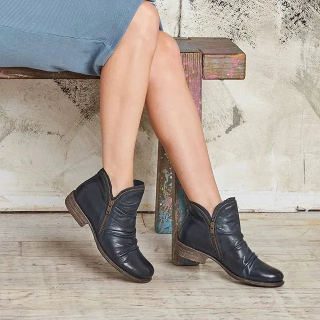 Relaxed and supportive orthopedic Boots