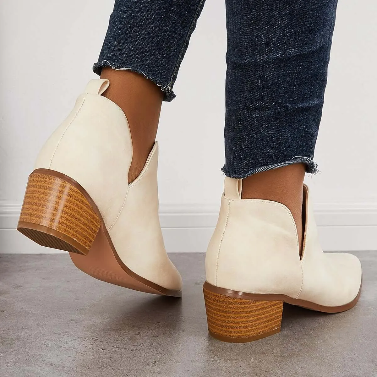 Relaxed and supportive orthopedic Boots