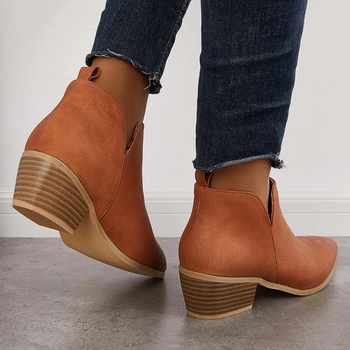 Relaxed and supportive orthopedic Boots