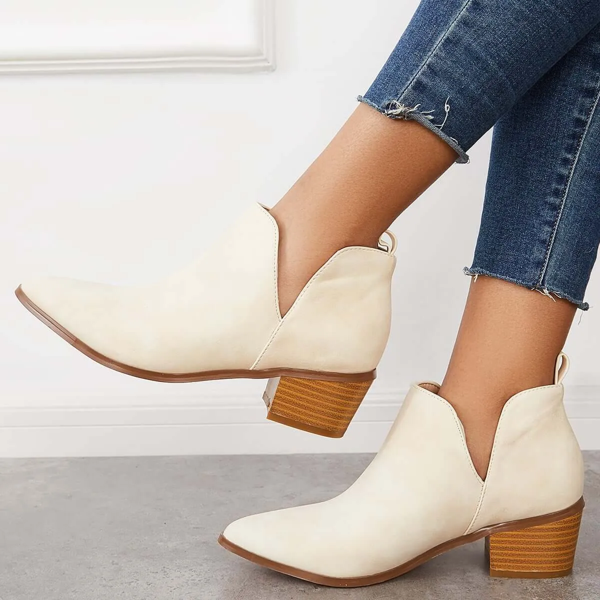 Relaxed and supportive orthopedic Boots