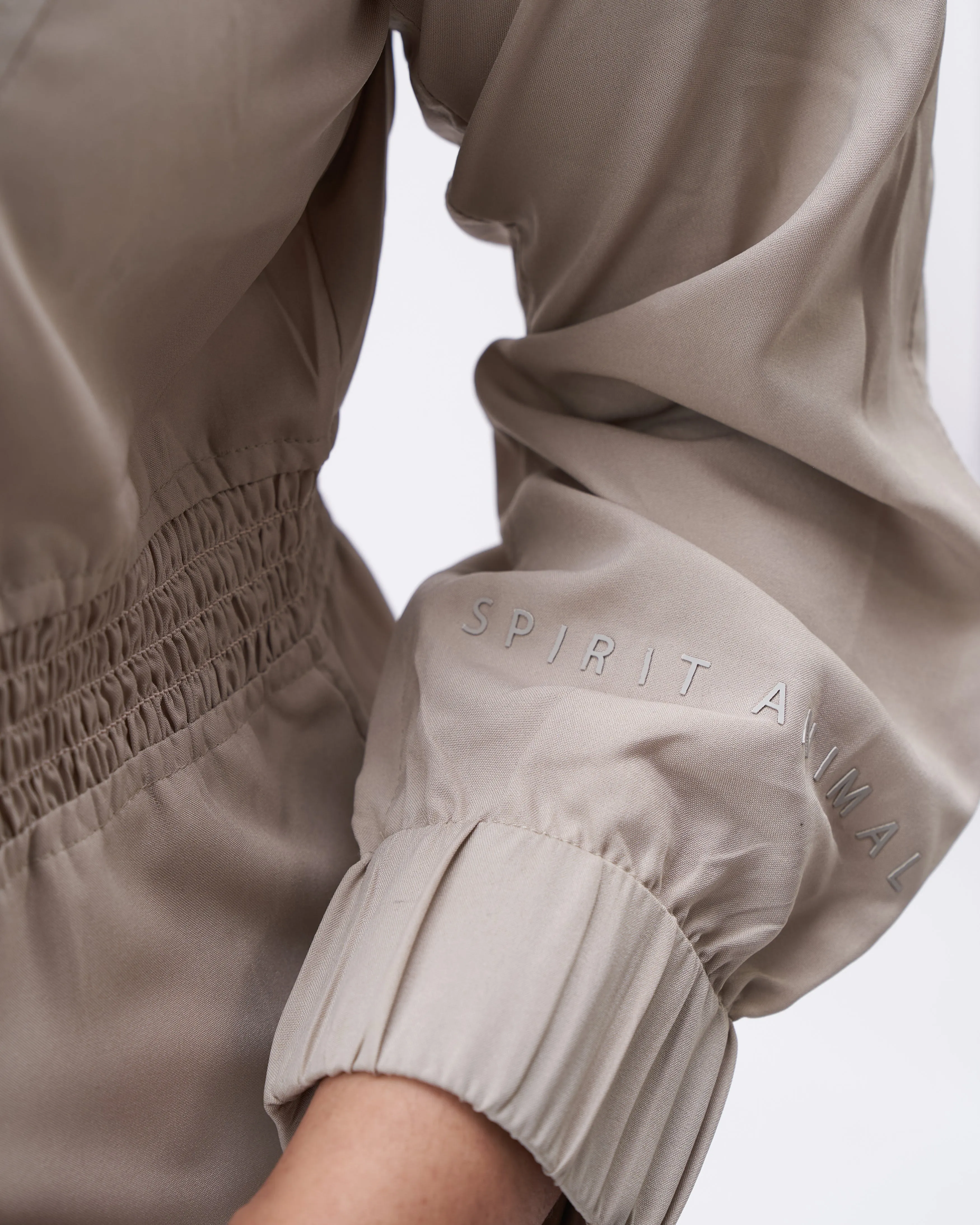 Resist Windbreaker: Beige