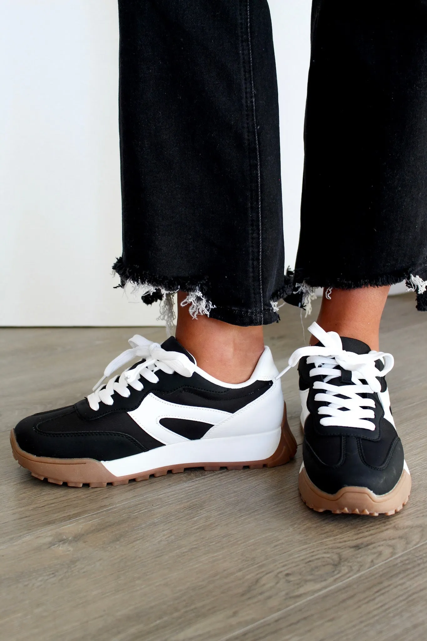 Run Off Retro Sneakers • Black Multi