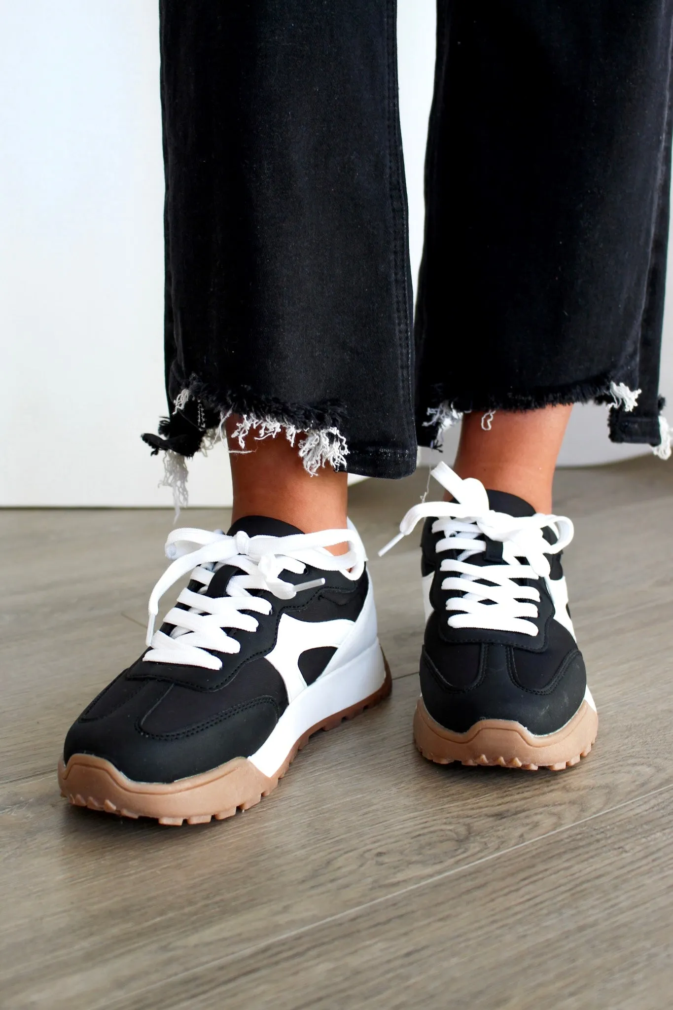 Run Off Retro Sneakers • Black Multi