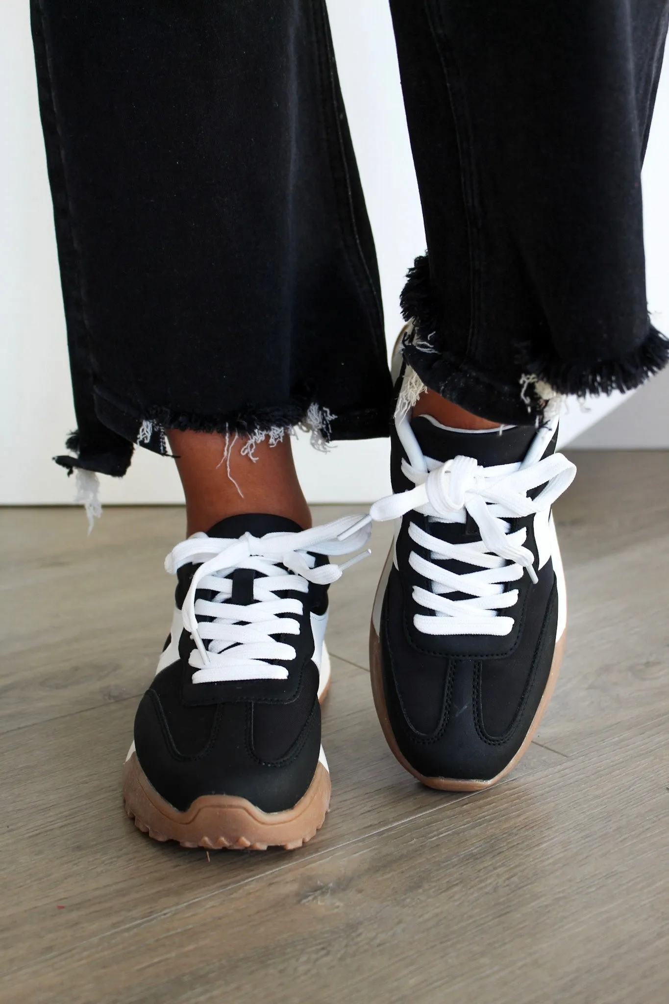 Run Off Retro Sneakers • Black Multi