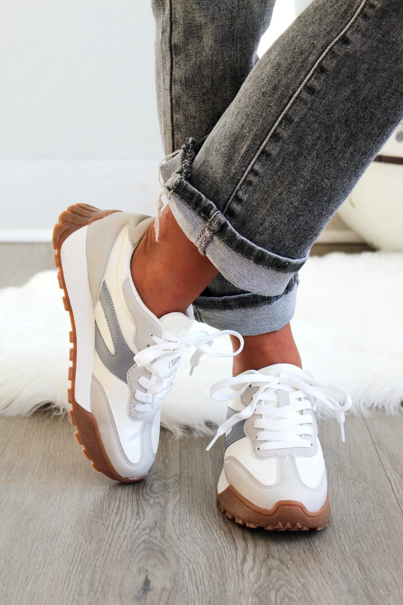 Run Off Retro Sneakers • Grey Multi