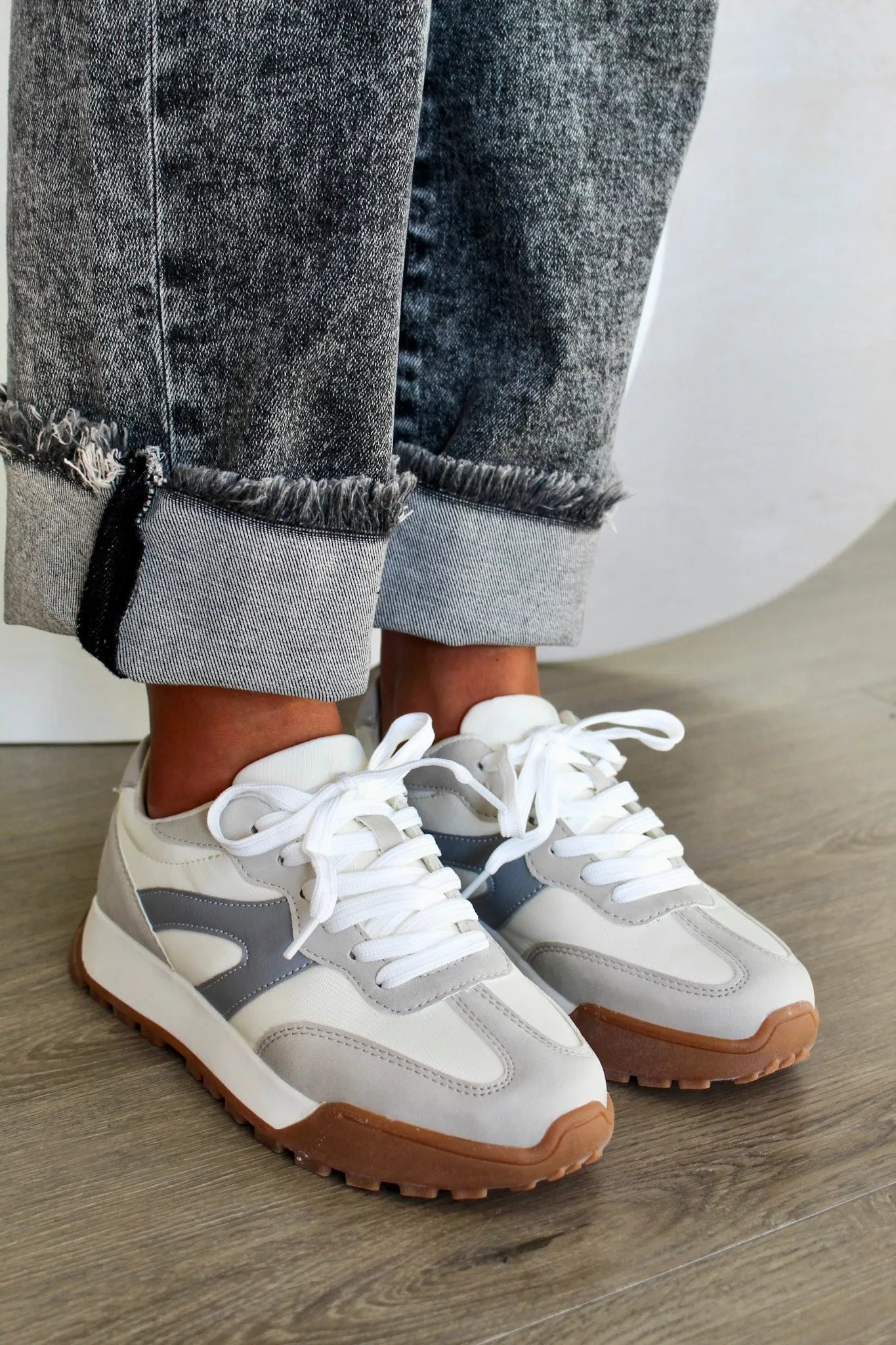 Run Off Retro Sneakers • Grey Multi