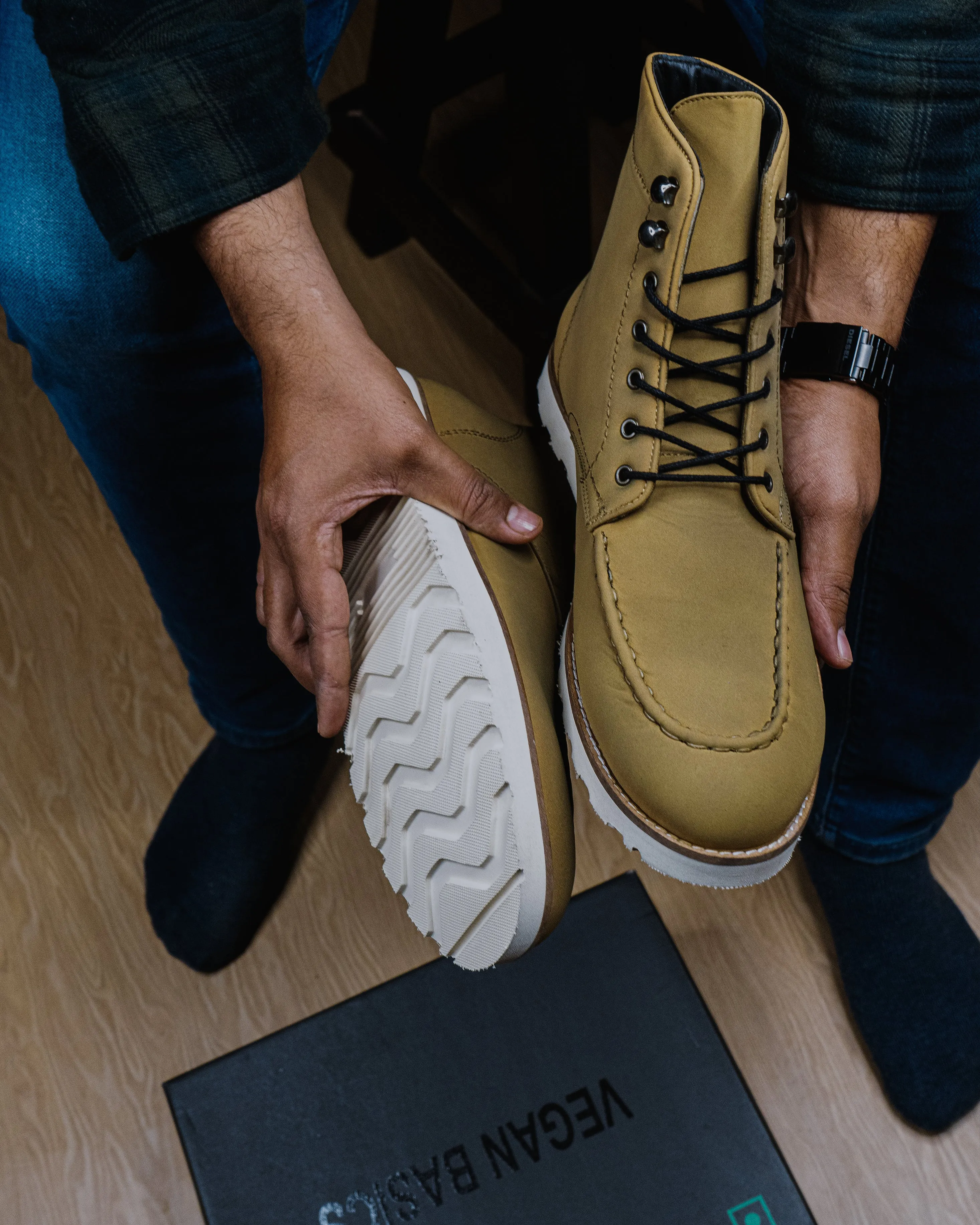 Sentinel Tan Boots