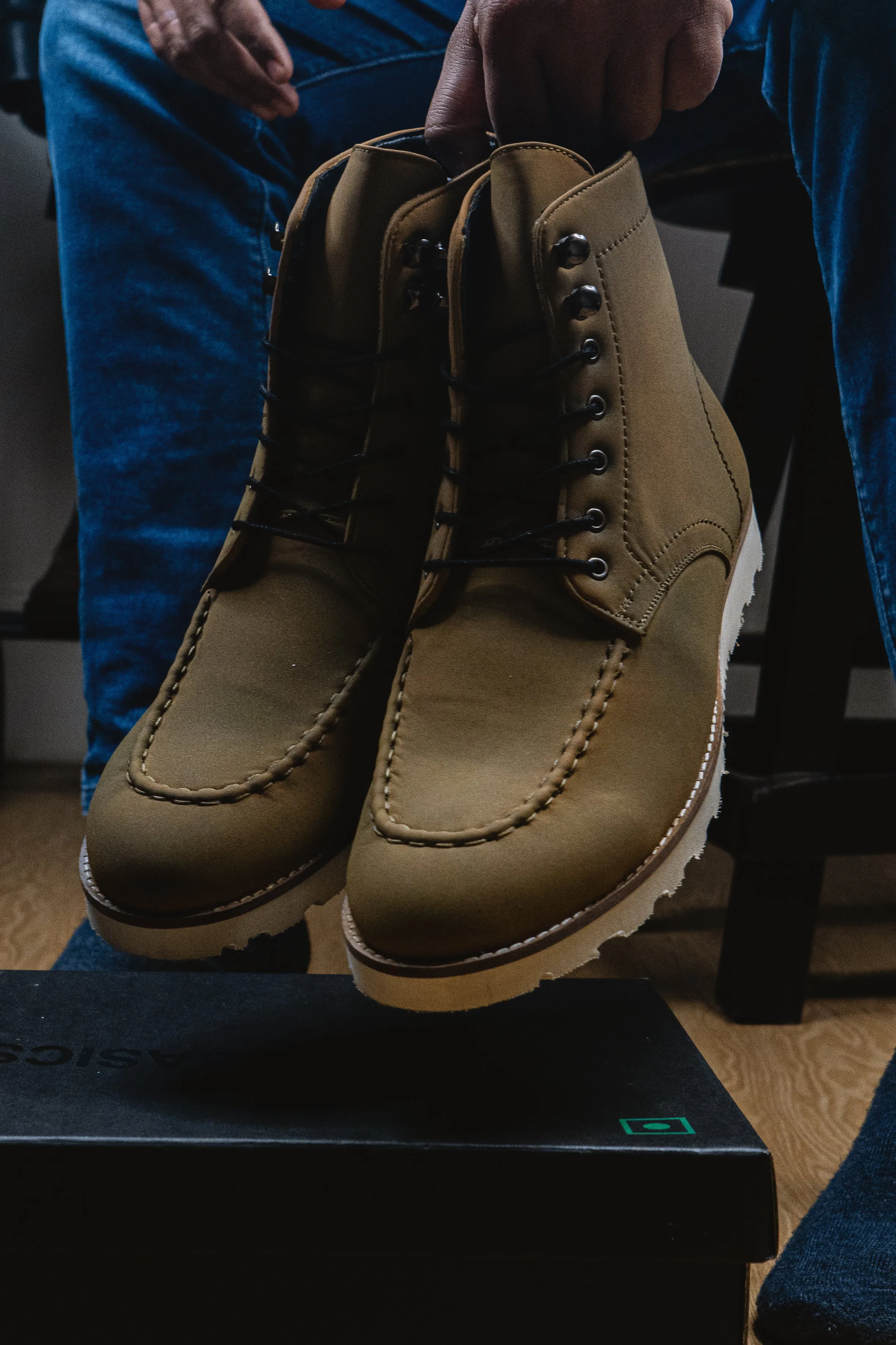 Sentinel Tan Boots