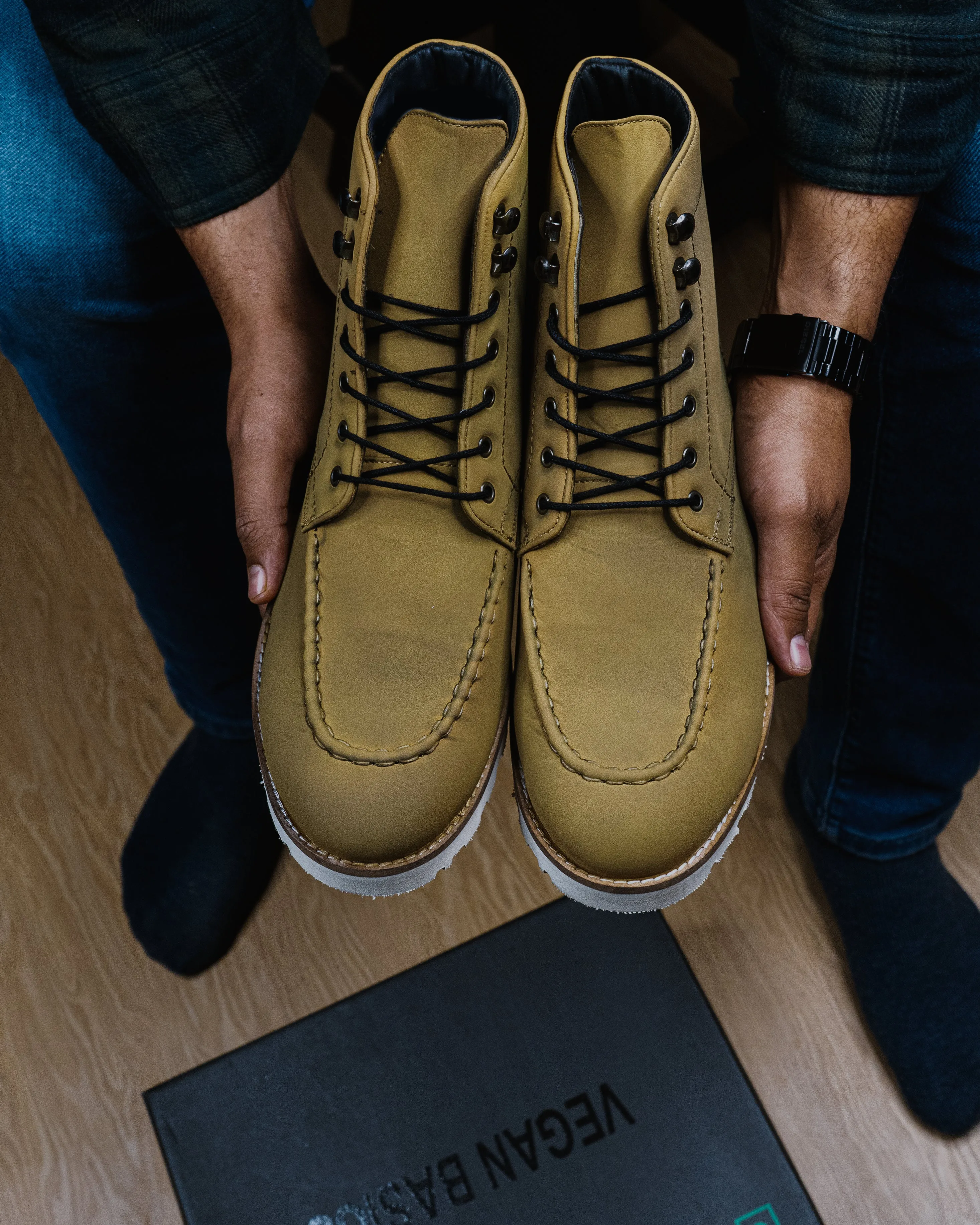 Sentinel Tan Boots