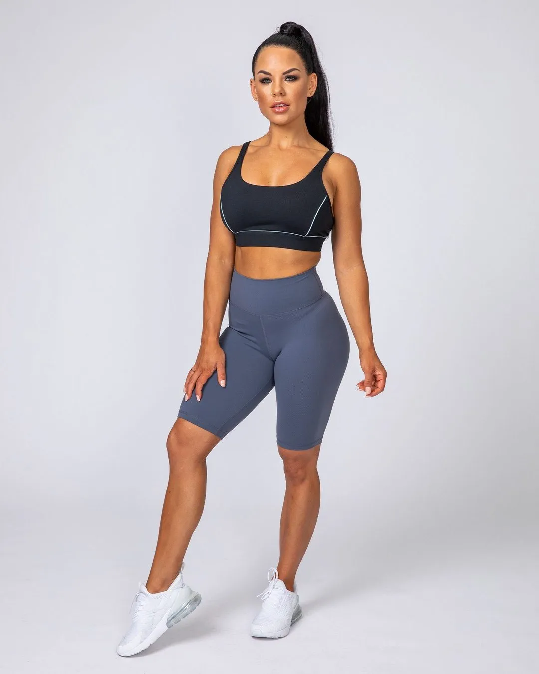 Signature Referee Length High Waist Scrunch - Titanium