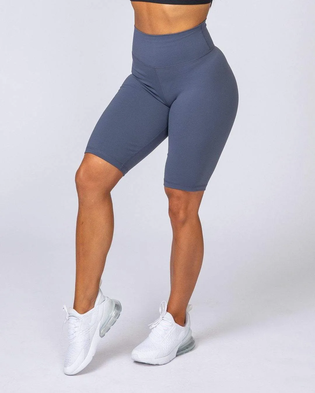 Signature Referee Length High Waist Scrunch - Titanium