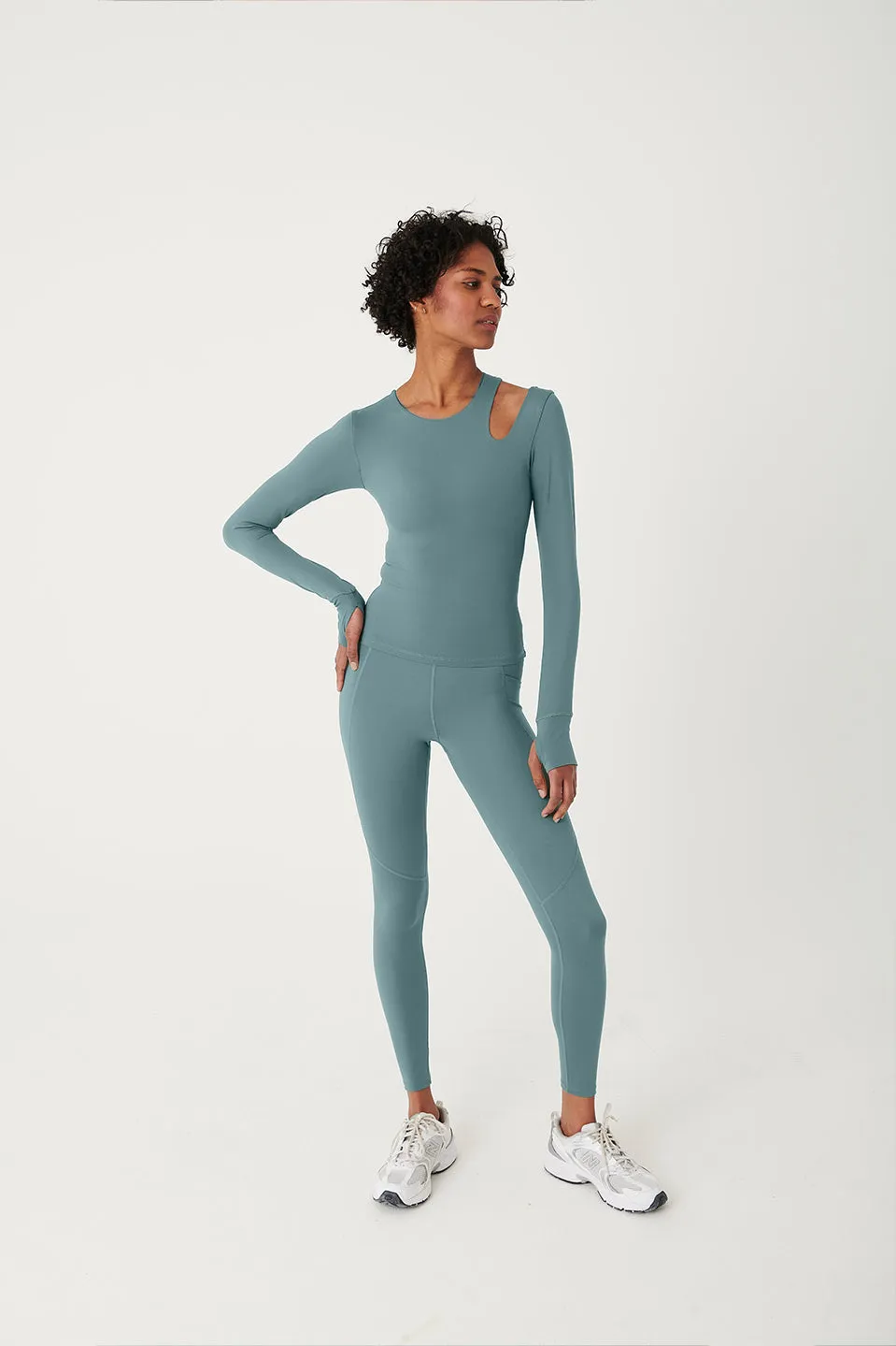 SKINLUXE CUT OUT SHOULDER LONG SLEEVE TOP - LEAF GREEN