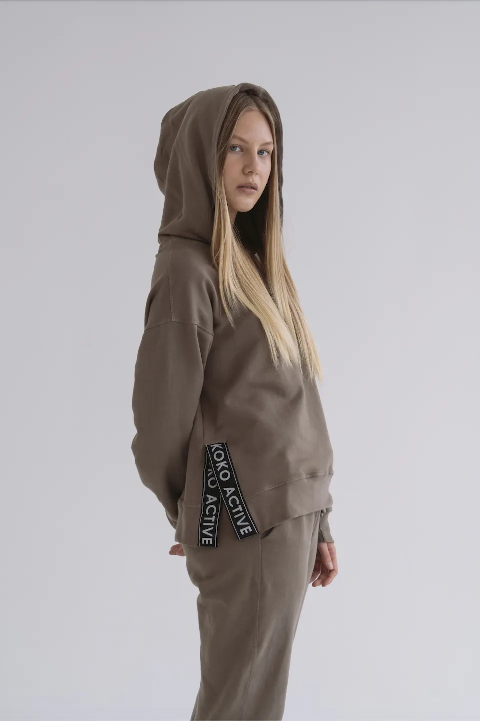 SNUG Hoodie - MOCHA