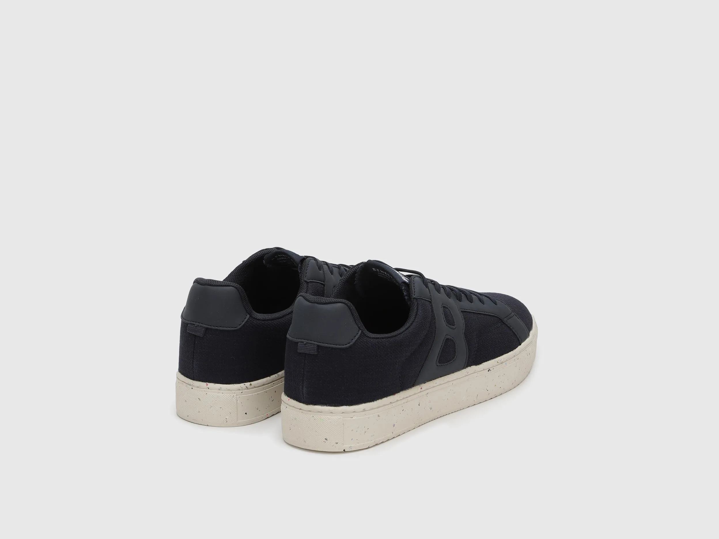 Solid Pattern Lace-Up Sneakers