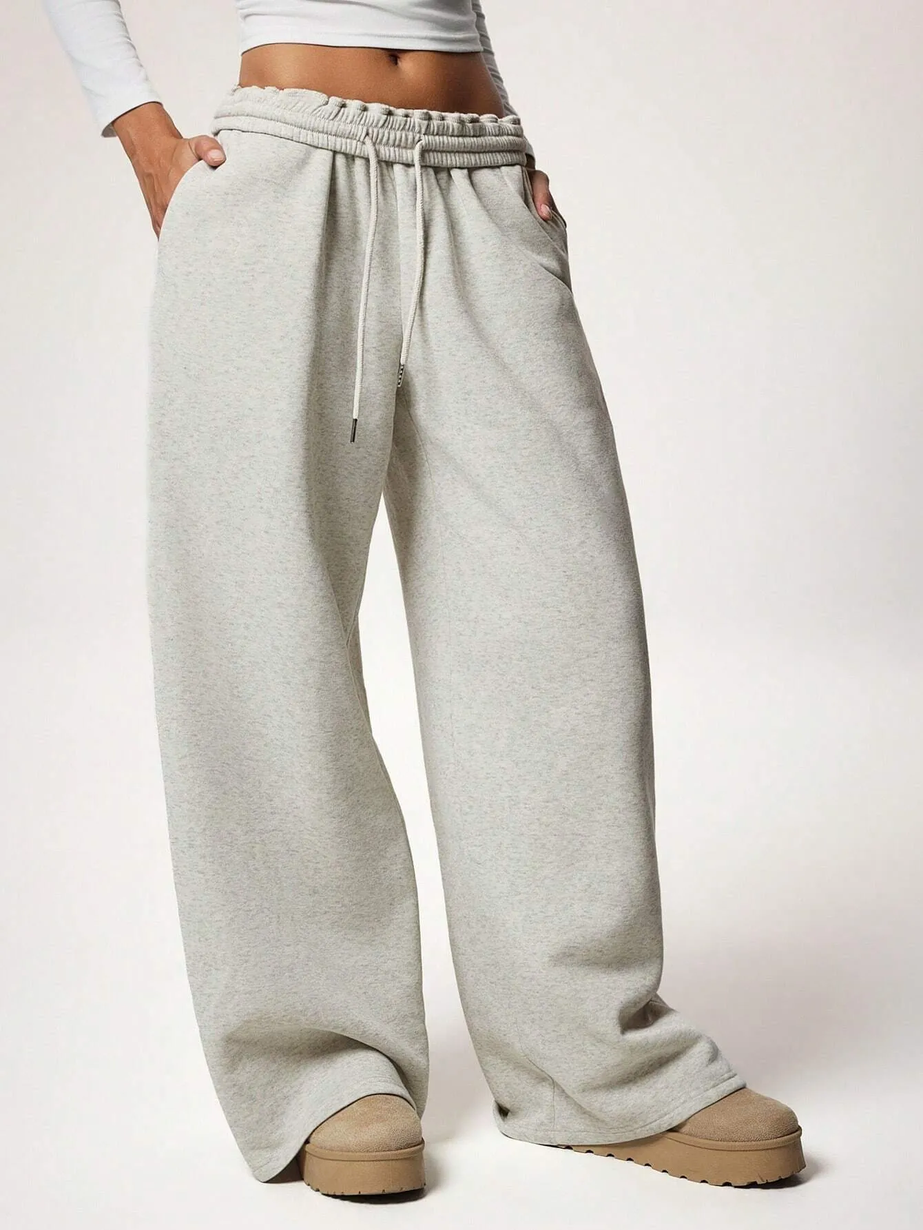 Stay Cozy and Stylish with Thick Warm Low-Rise Wide-Leg Sweatpants