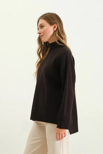 The Everlee Mock Neck Front Seam Pullover