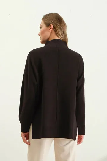 The Everlee Mock Neck Front Seam Pullover