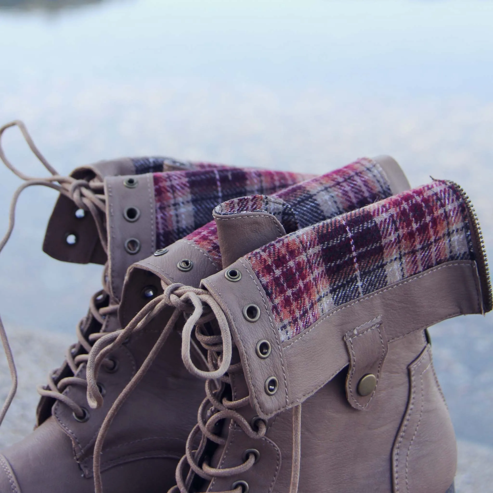 The Lodge Boots in Woodsmoke