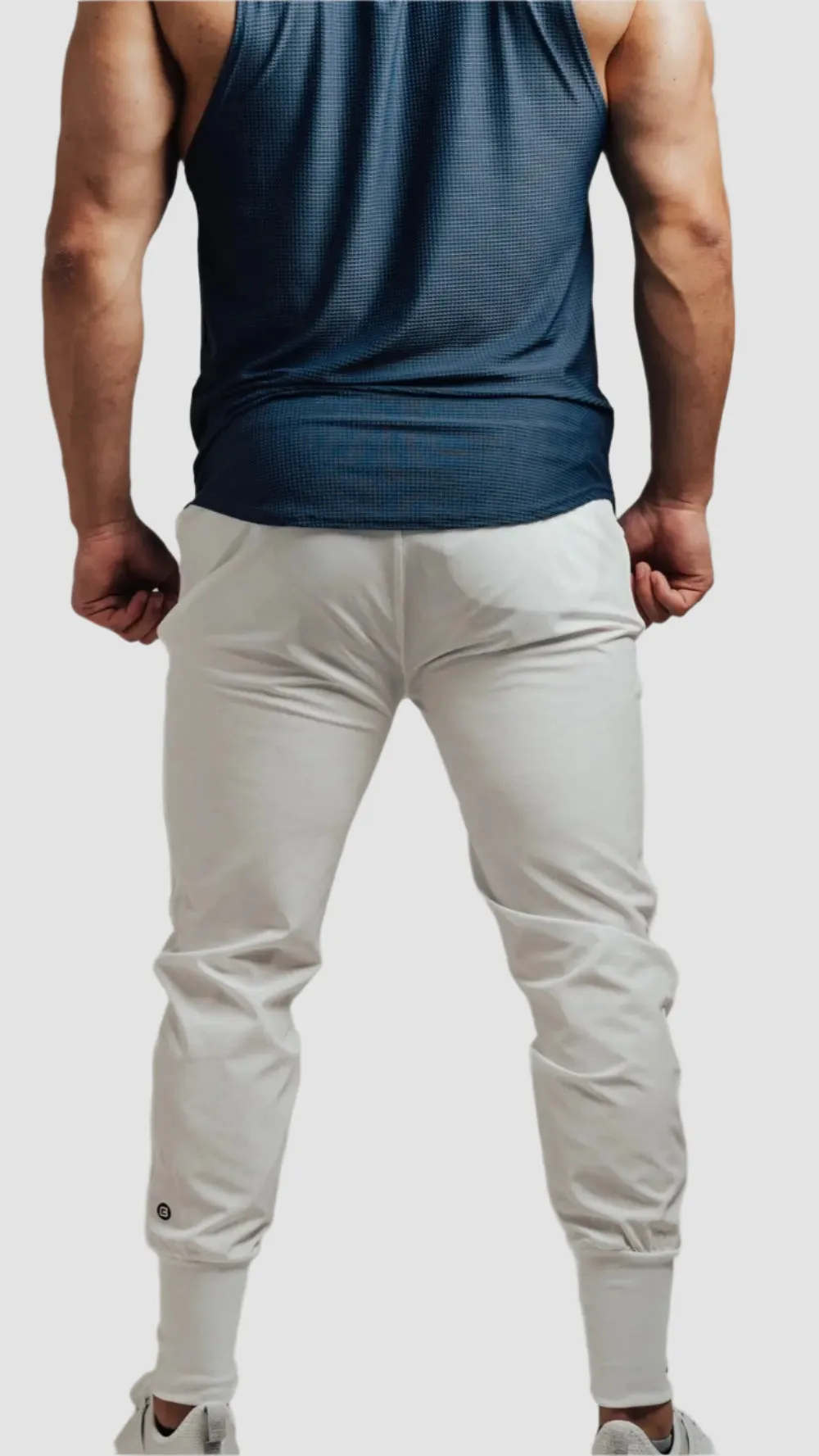 Total War Lux Jogger - Off-White