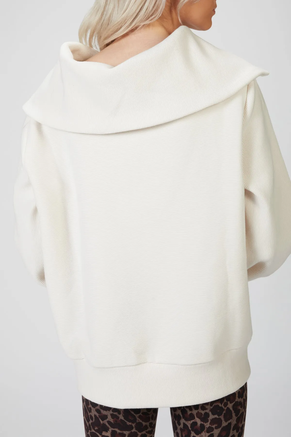 VINE PULLOVER