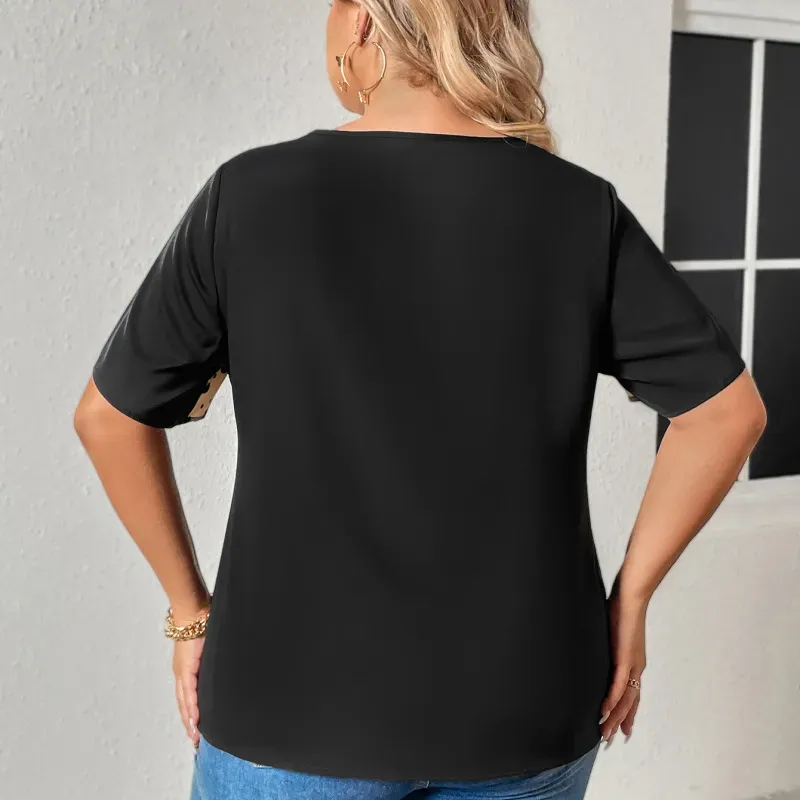 Wild Aura Plus Size V-Neck Animal Print Short Sleeve Top