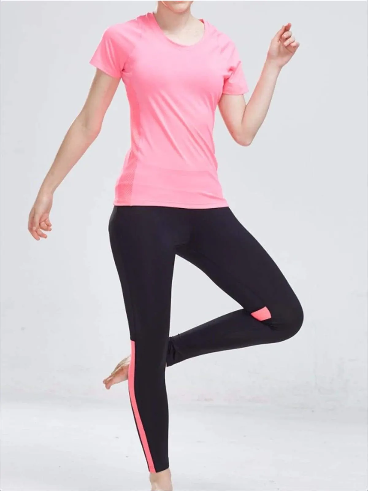 Women's Perforated Detail Workout Top & Leggings Set