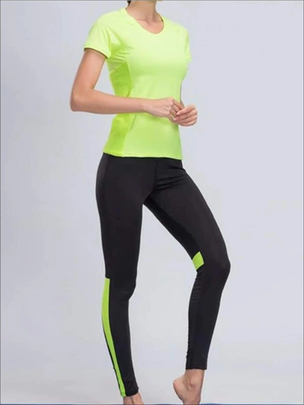 Women's Perforated Detail Workout Top & Leggings Set