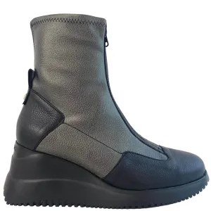 Wonders Black & Silver Leather Wedge Boots