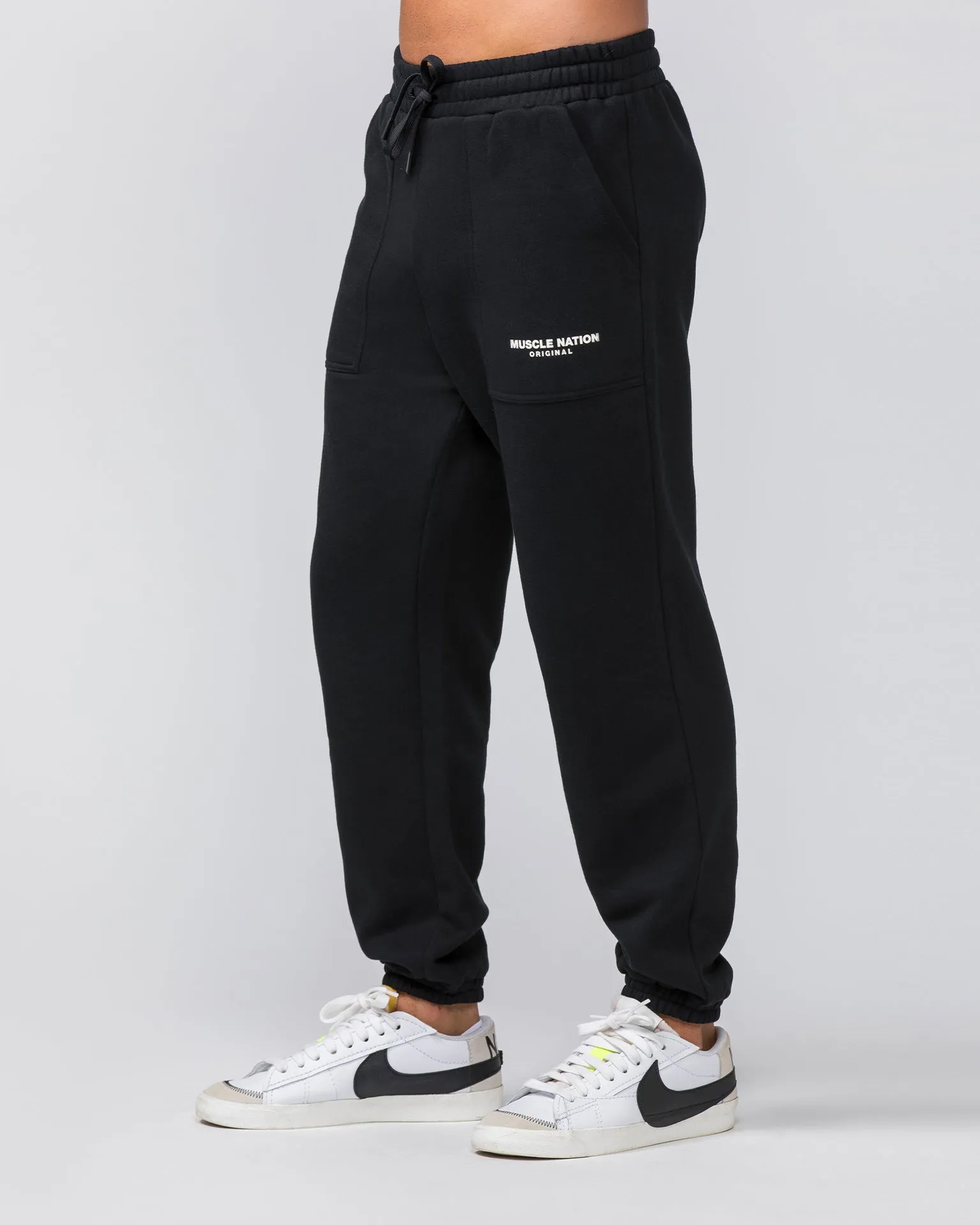 Worldwide Trackies - Black