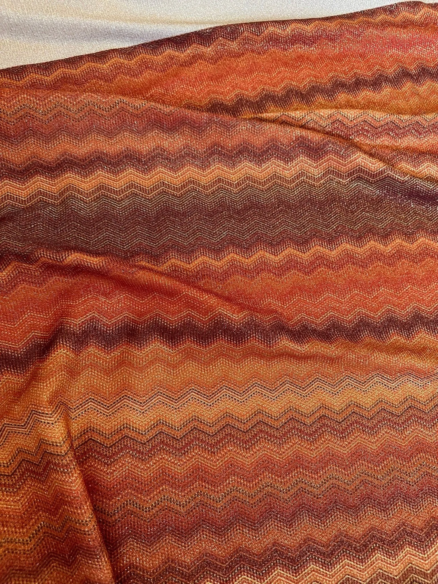 Zigzag Knit Fabric with Lurex - 4-Way Stretch for Fashionable Projects