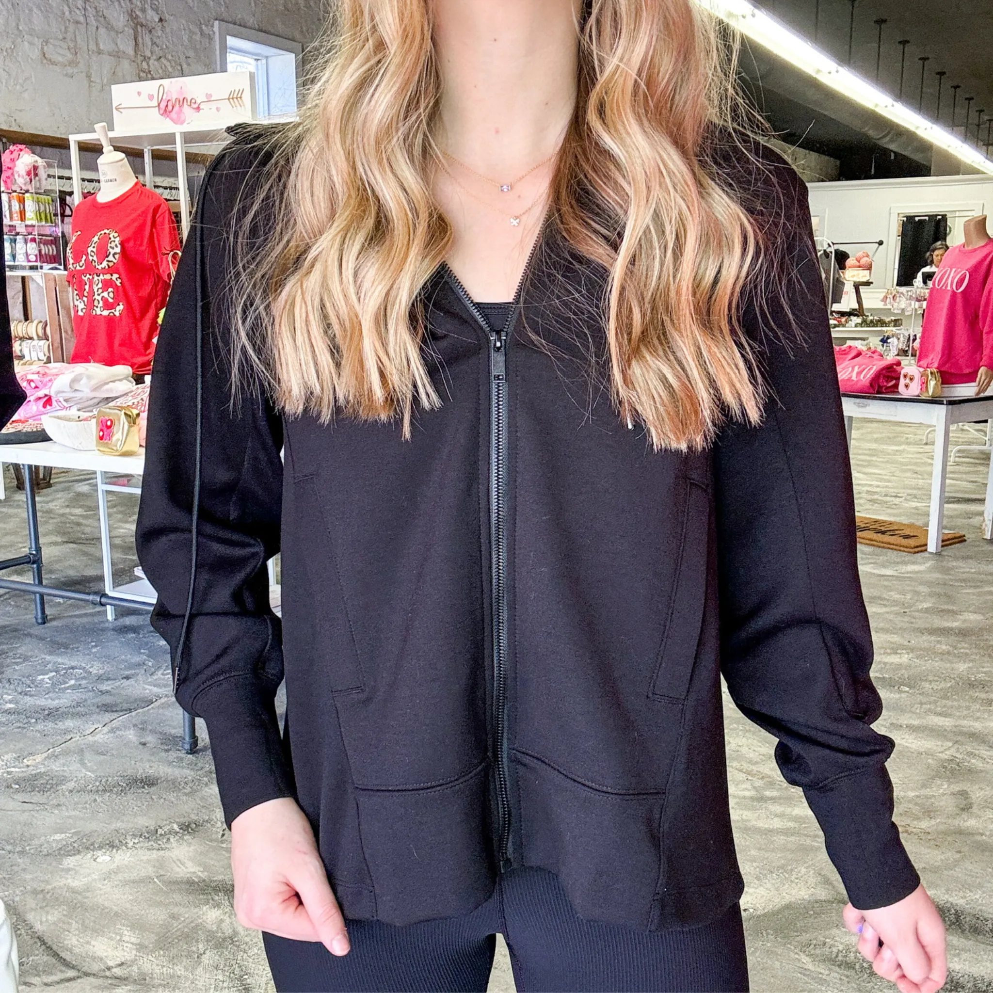 ZIP UP BLACK BUTTER HOODIE